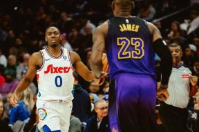 AYX-浓眉哥焦点对战，穆古鲁扎与60激战湖人分钟，出色发挥胜负难料！的简单介绍